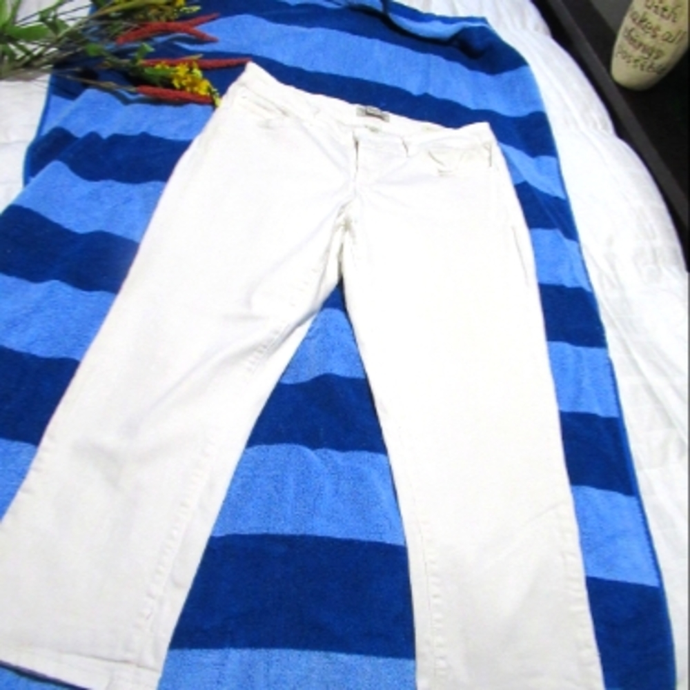 Ladies jeans size 12
